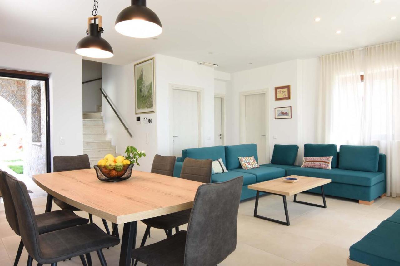 קלמאטה Villa Dafni - Infinite Sea Vistas With Private Pool מראה חיצוני תמונה