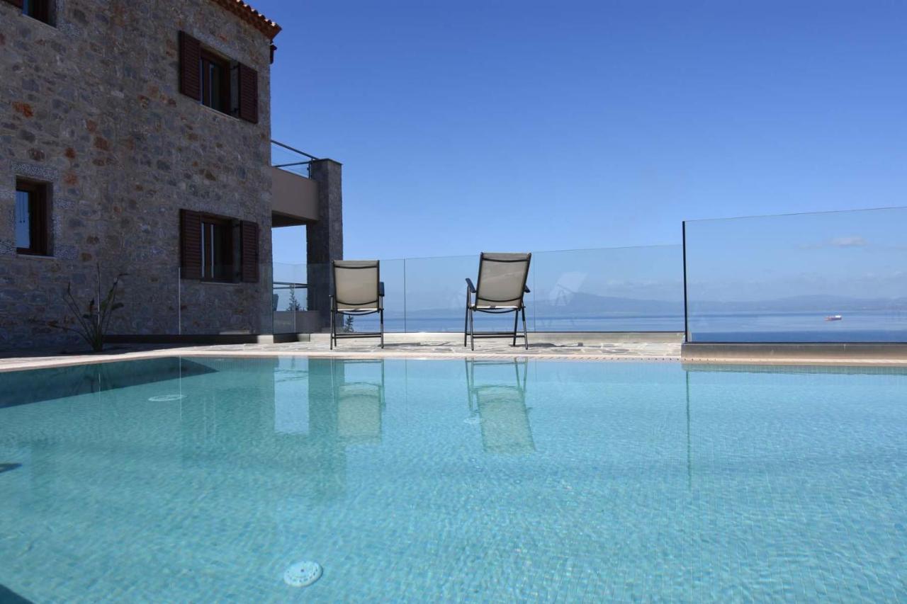 קלמאטה Villa Dafni - Infinite Sea Vistas With Private Pool מראה חיצוני תמונה