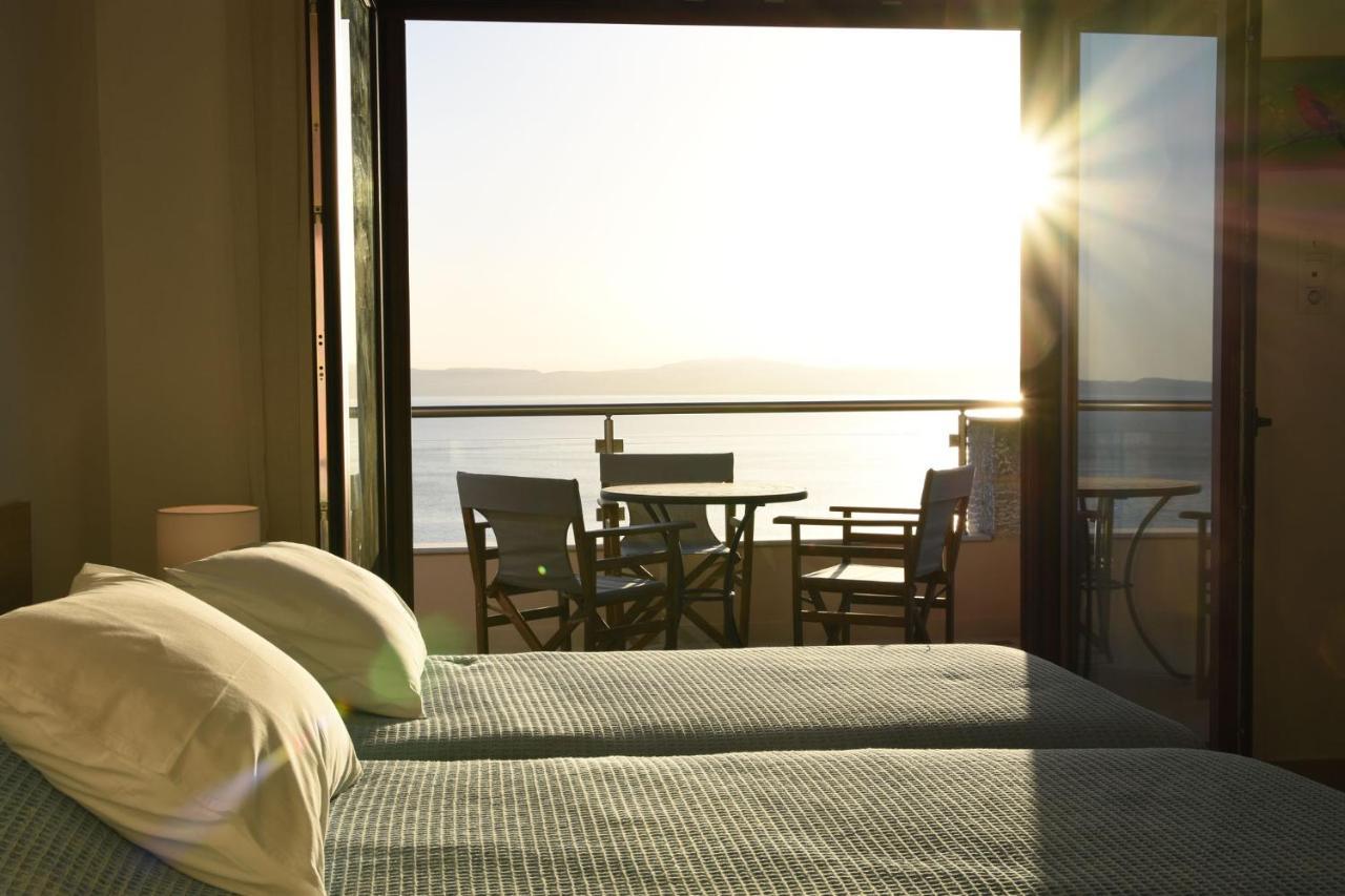 קלמאטה Villa Dafni - Infinite Sea Vistas With Private Pool מראה חיצוני תמונה