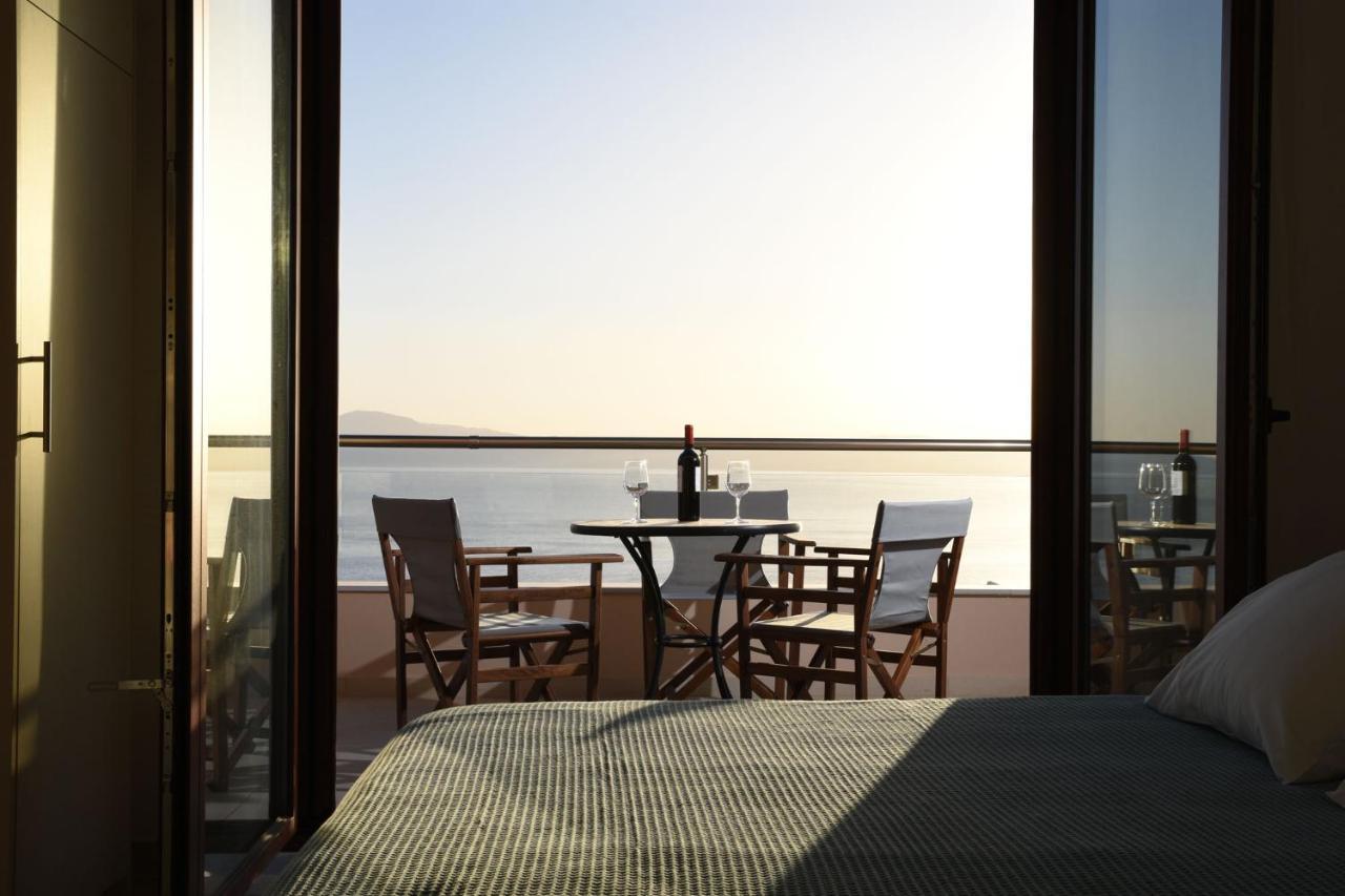 קלמאטה Villa Dafni - Infinite Sea Vistas With Private Pool מראה חיצוני תמונה