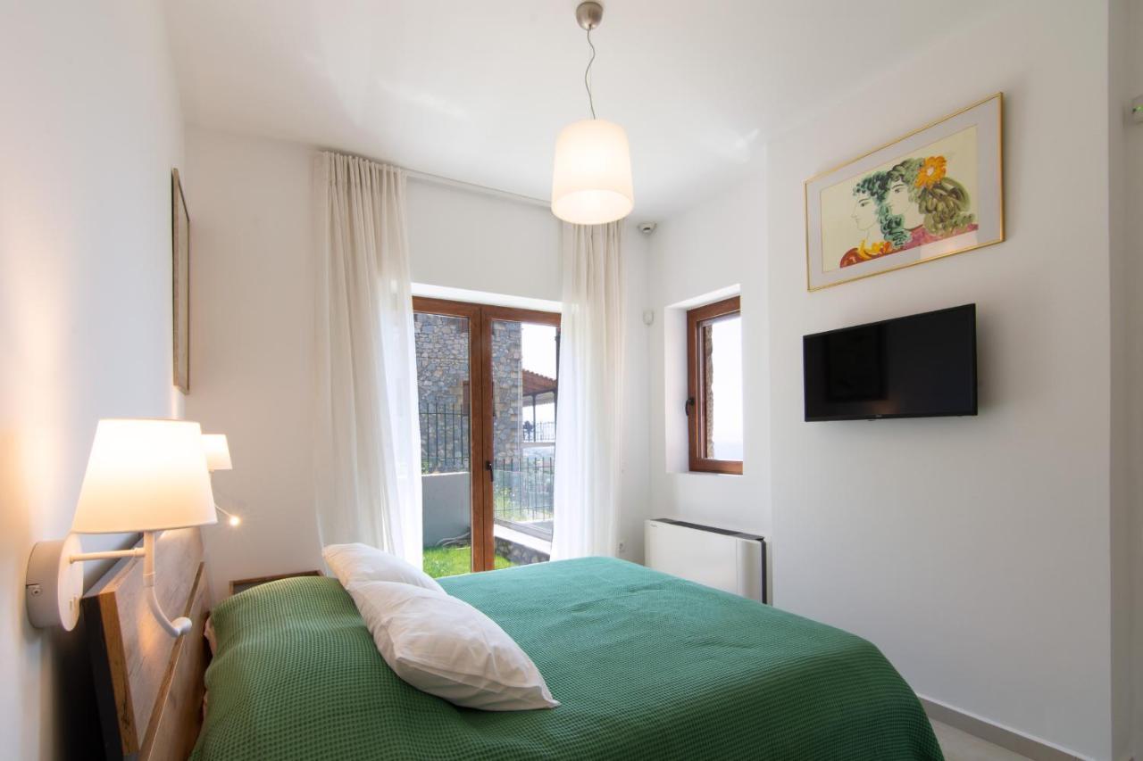 קלמאטה Villa Dafni - Infinite Sea Vistas With Private Pool מראה חיצוני תמונה