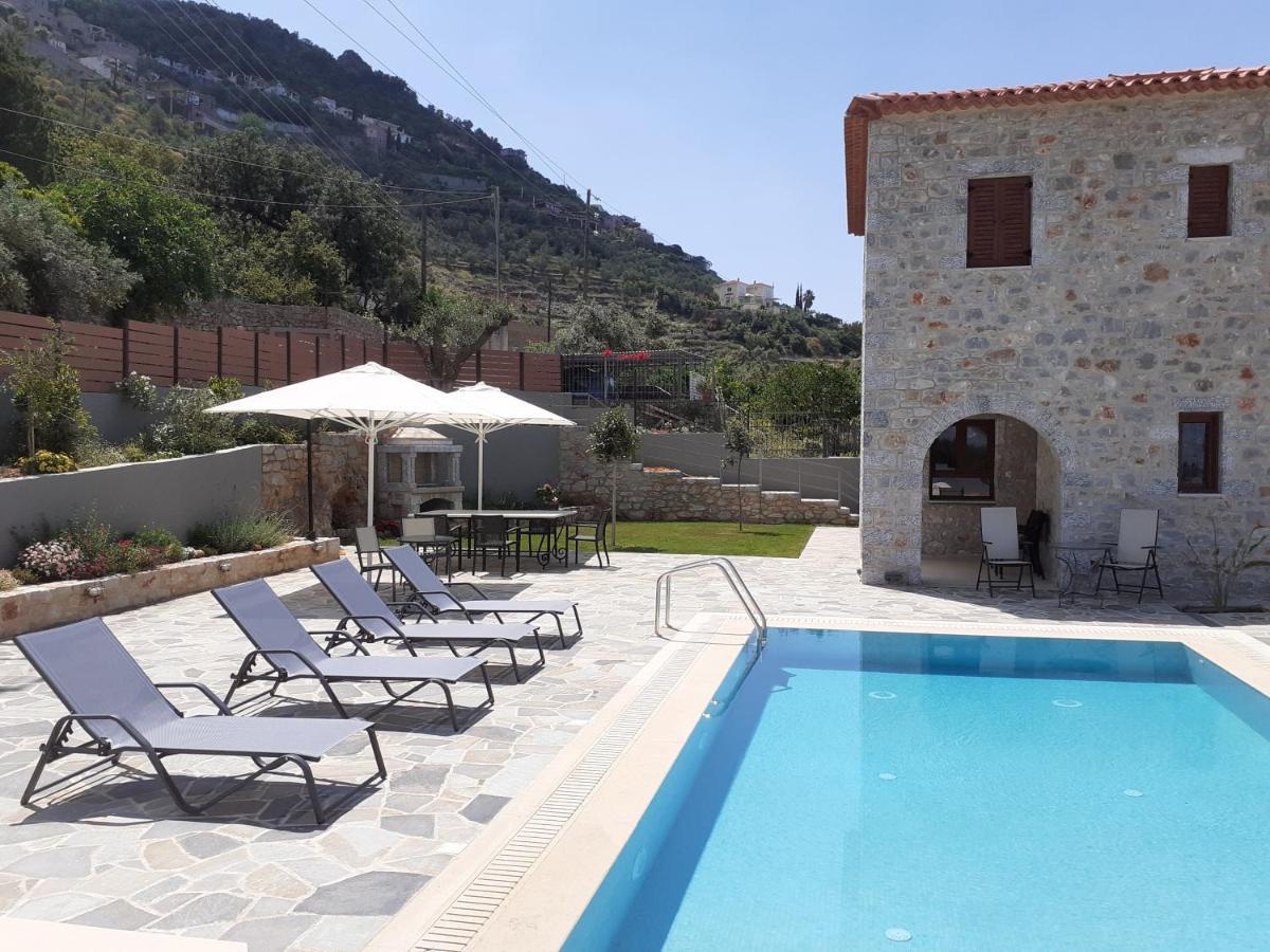 קלמאטה Villa Dafni - Infinite Sea Vistas With Private Pool מראה חיצוני תמונה
