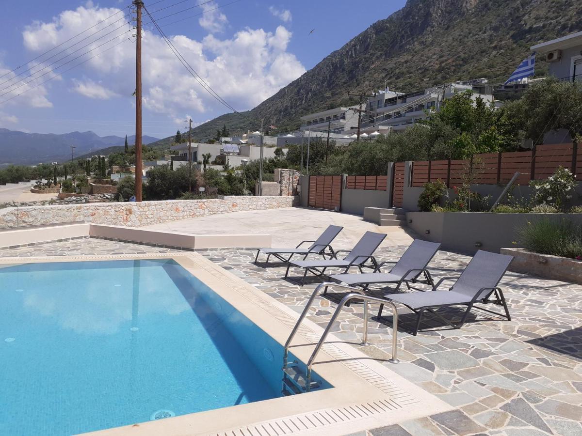 קלמאטה Villa Dafni - Infinite Sea Vistas With Private Pool מראה חיצוני תמונה