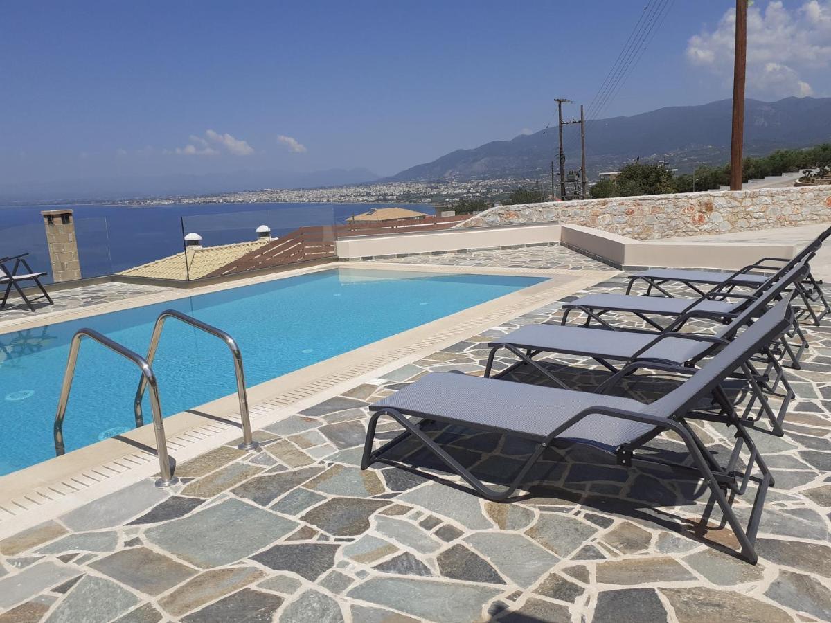 קלמאטה Villa Dafni - Infinite Sea Vistas With Private Pool מראה חיצוני תמונה