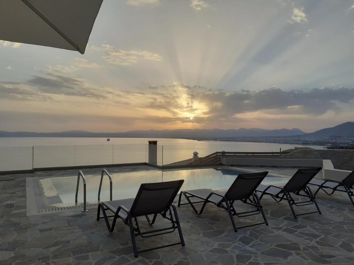 קלמאטה Villa Dafni - Infinite Sea Vistas With Private Pool מראה חיצוני תמונה